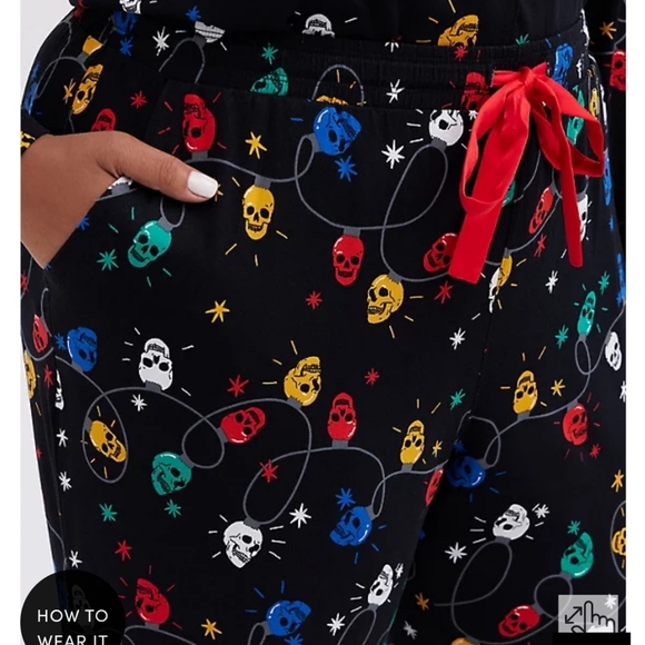 🆕🎄💀 SKULL HOLIDAY LIGHTS PJ SET🎄💀 - Picture 11 of 12